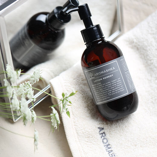 アロマシア ローション 鏡とテクスチャ