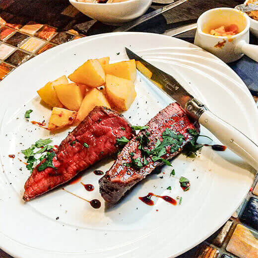 希少！鹿肉 250g  高たんぱく低カロリー ジビエ初心者に◎【送料込】冷凍